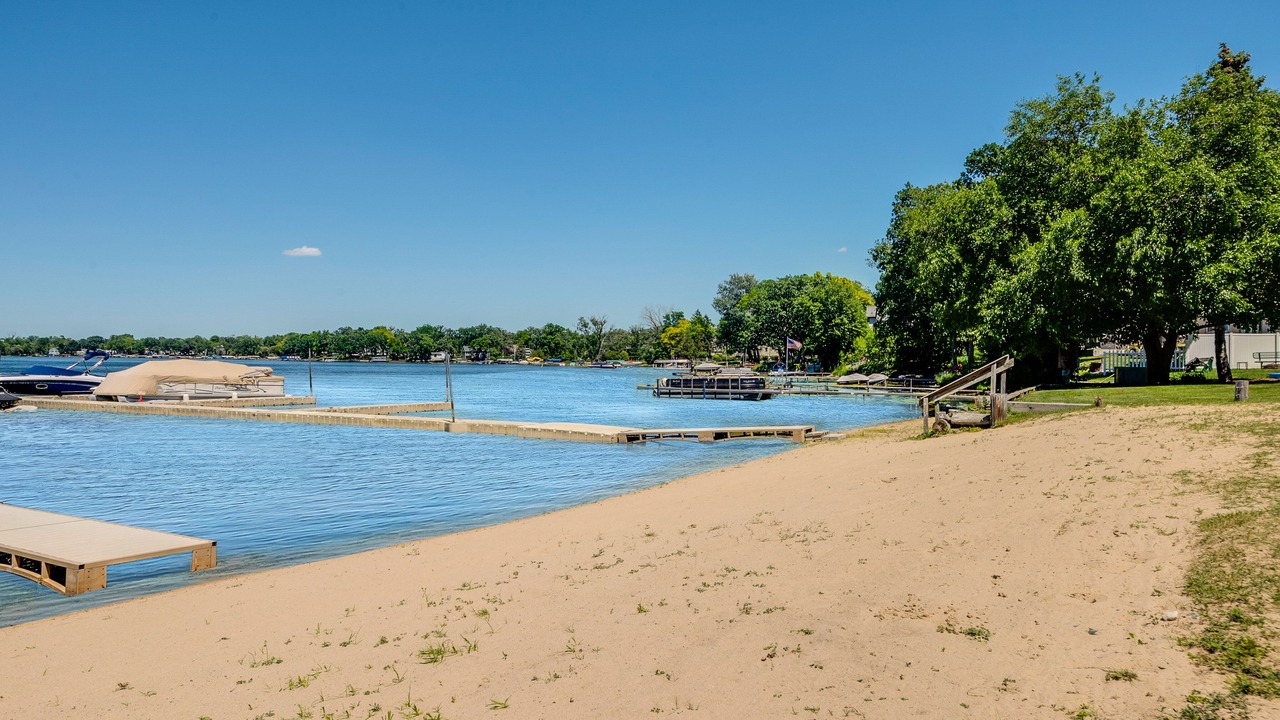 Photo of Others in Lake Catherine