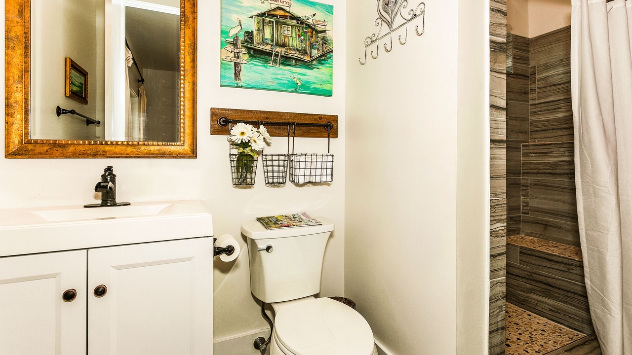Photo of Bathroom in Ono Island