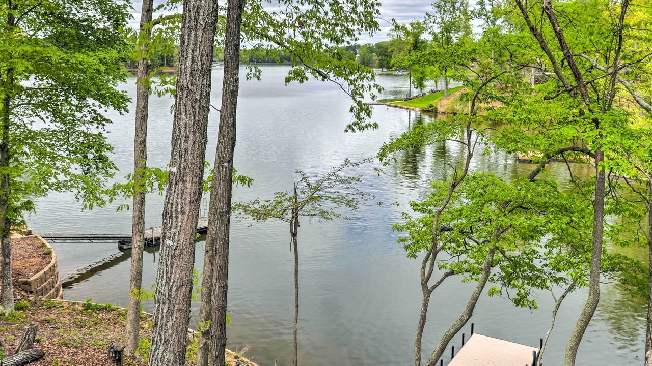 Photo of Others in Lake Secession