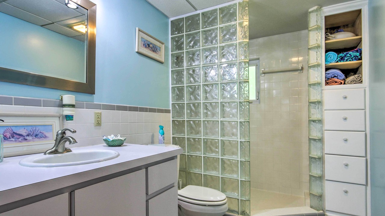 Photo of Others in Lake Secession