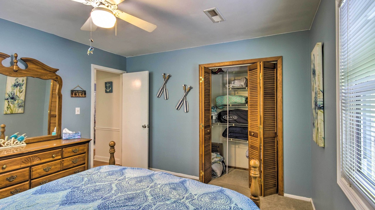 Photo of Others in Lake Secession