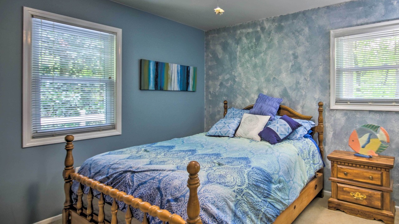 Photo of Others in Lake Secession