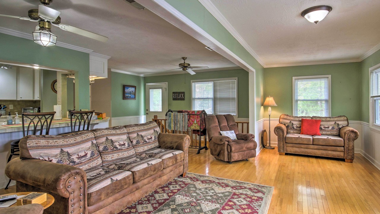 Photo of Bedroom in Lake Secession