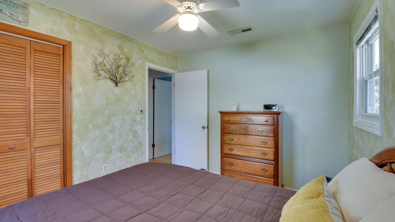 Photo of Others in Lake Secession