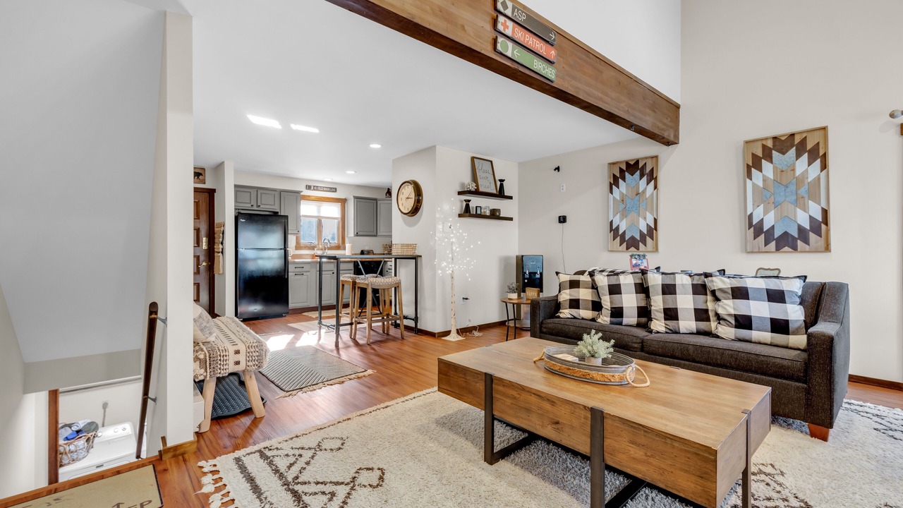 Photo of Livingroom in Village at Camelback
