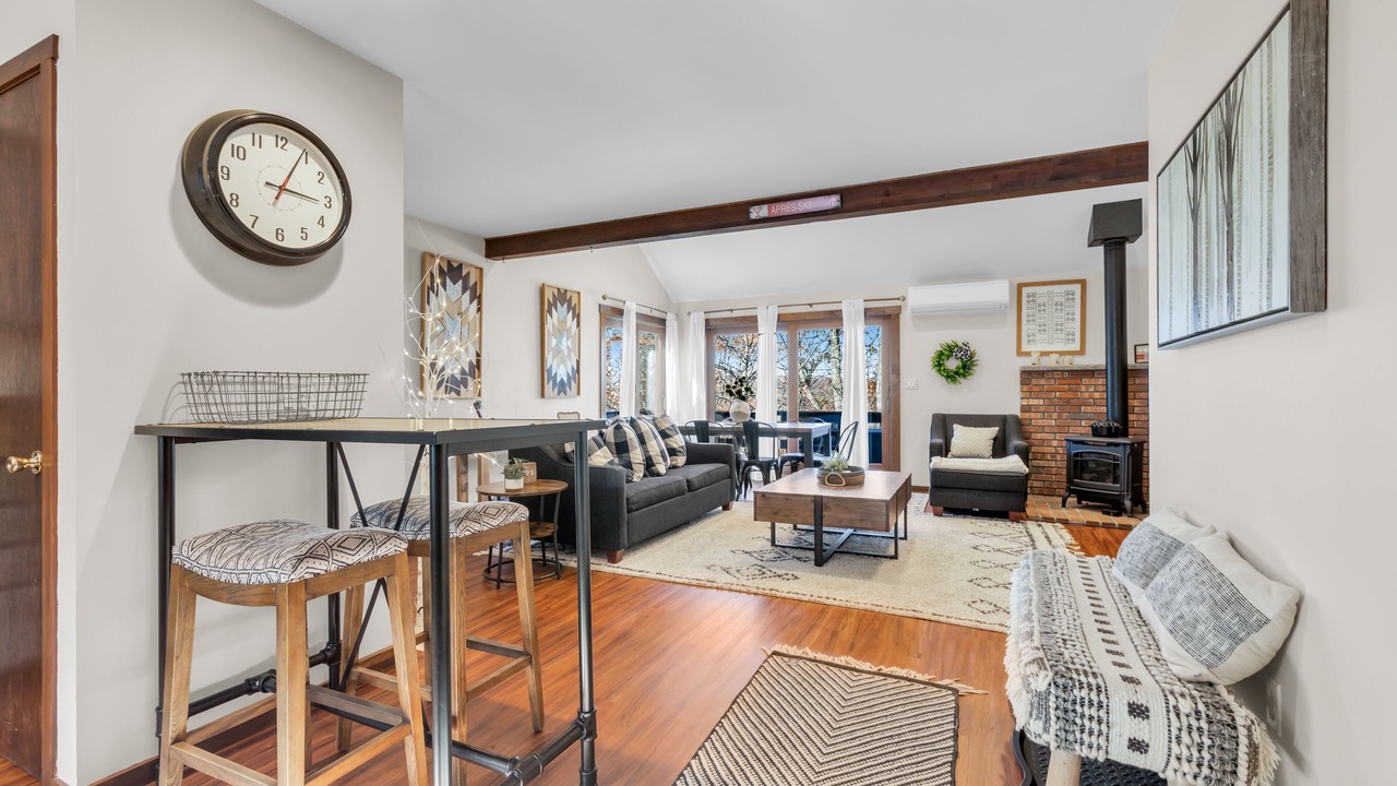 Photo of Livingroom in Village at Camelback
