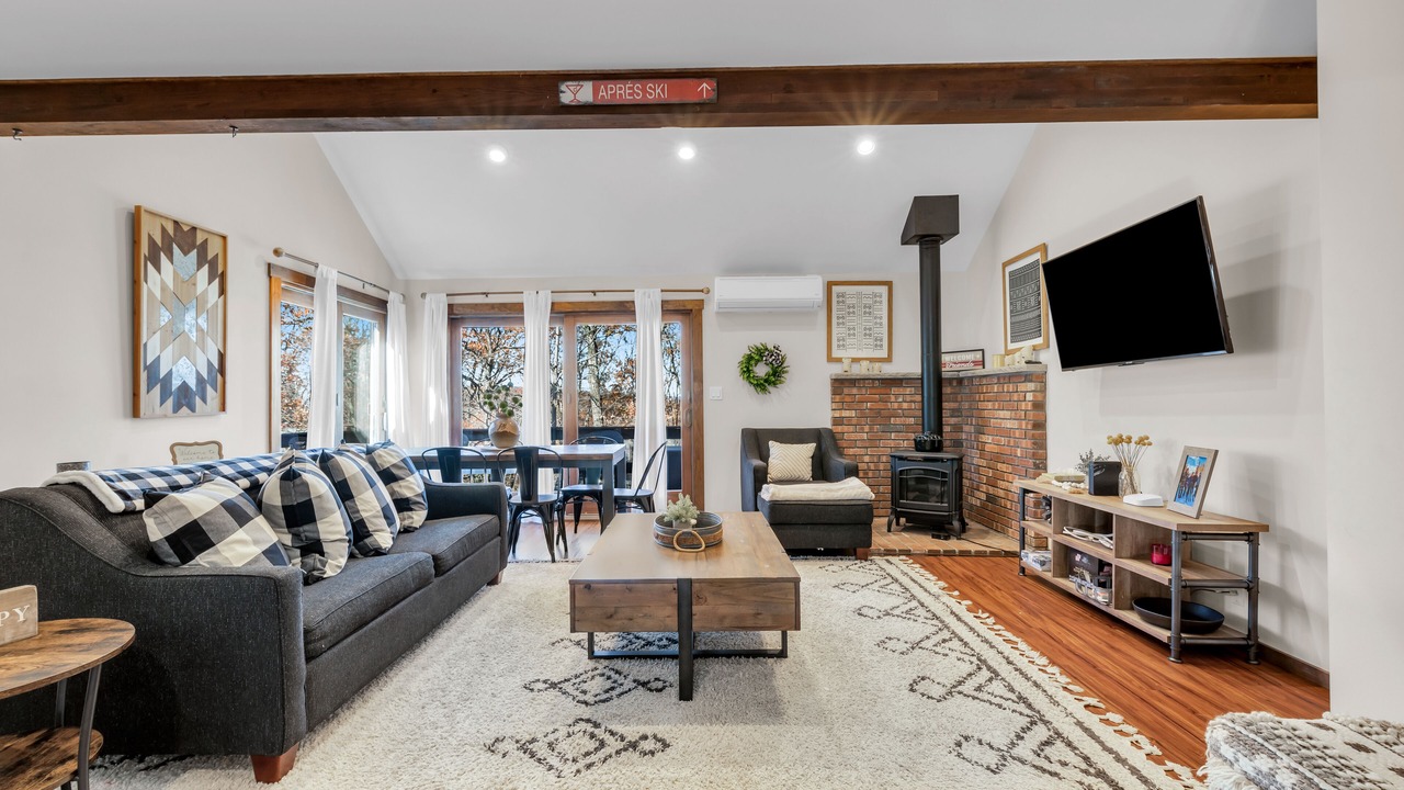 Photo of Livingroom in Village at Camelback