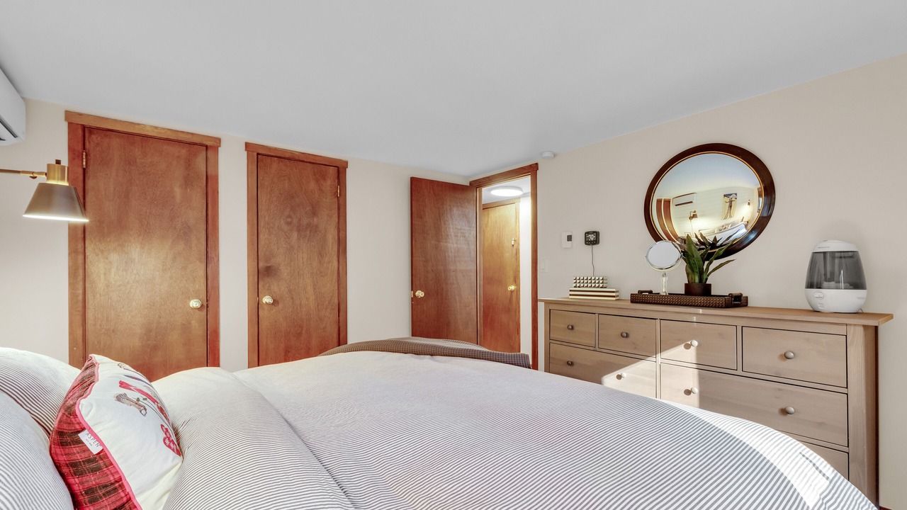 Photo of Bedroom in Village at Camelback