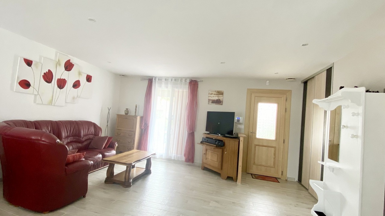 Photo of Livingroom in Manduel