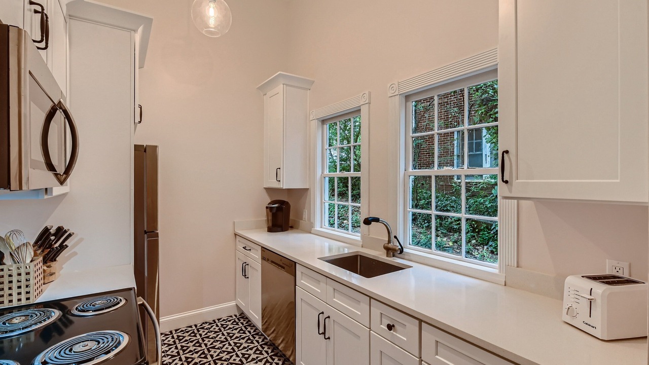 Photo of Kitchen in Candler Park