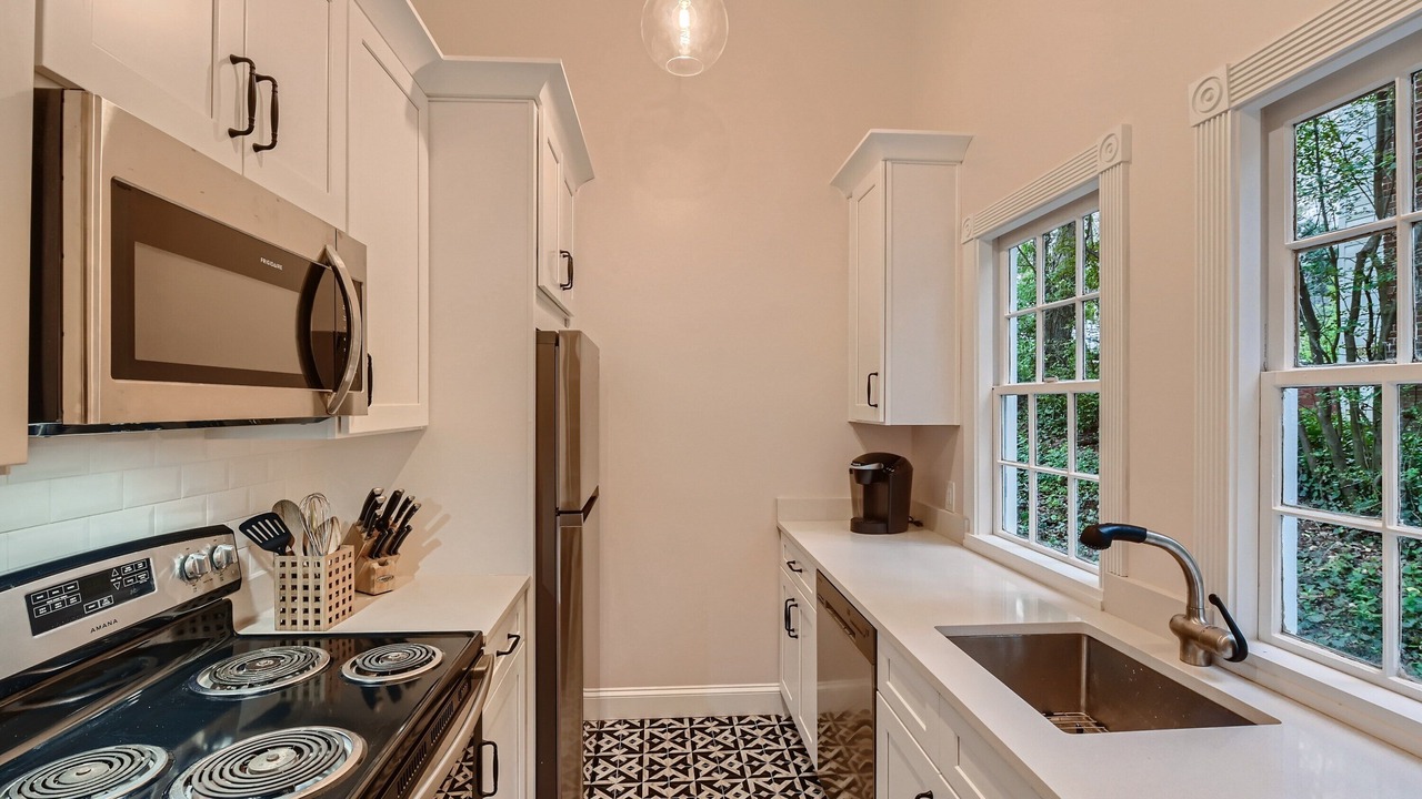 Photo of Kitchen in Candler Park