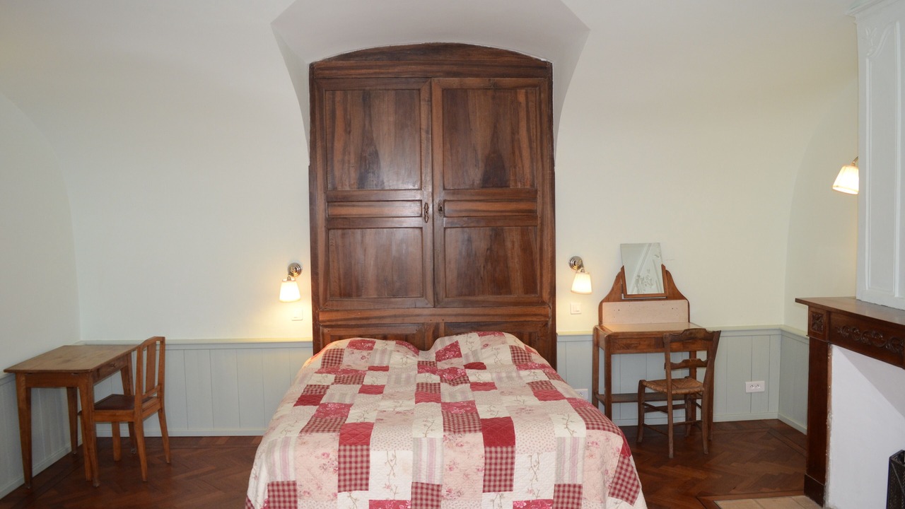 Photo of Bedroom in Serignac