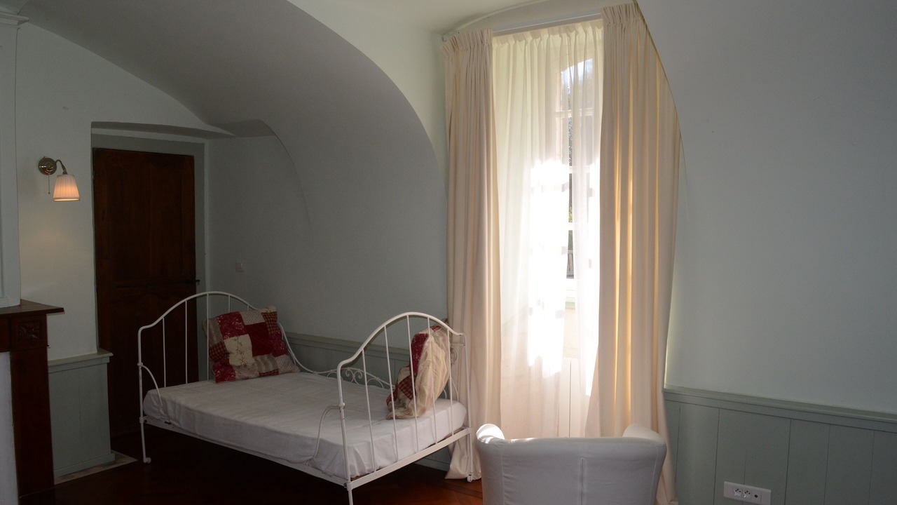 Photo of Bedroom in Serignac