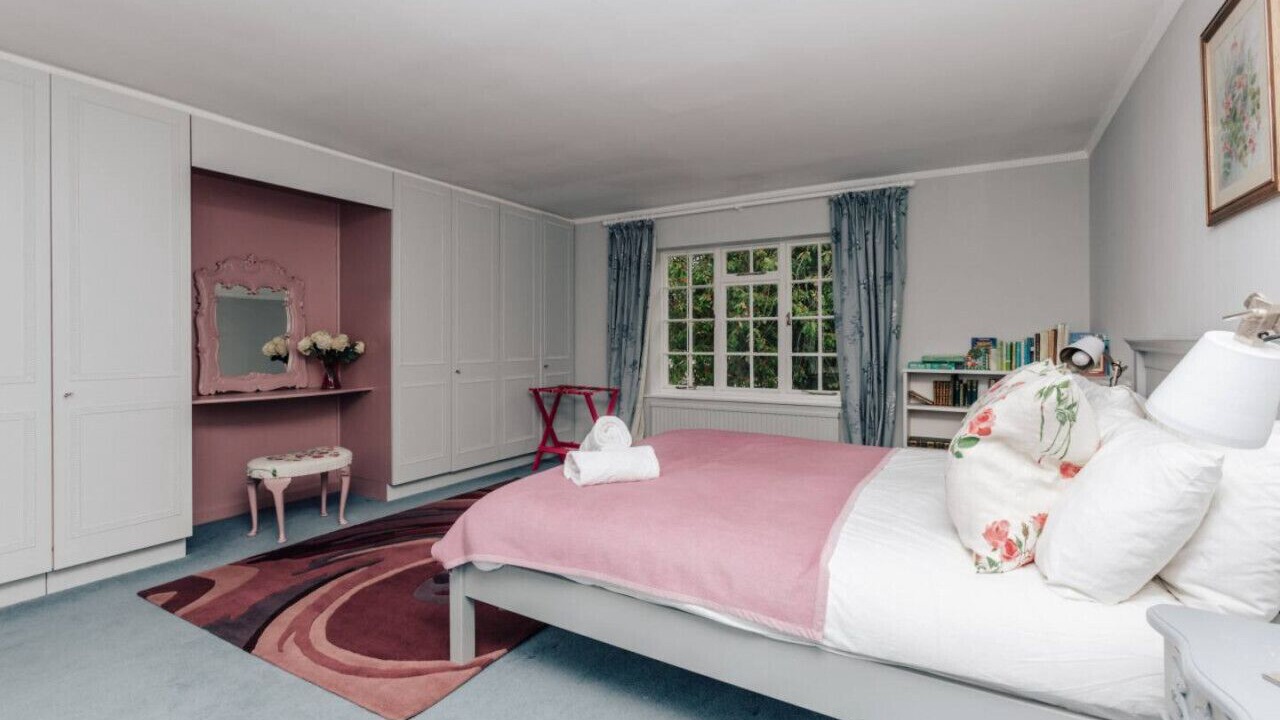 Photo of Bedroom in Henley-on-Thames