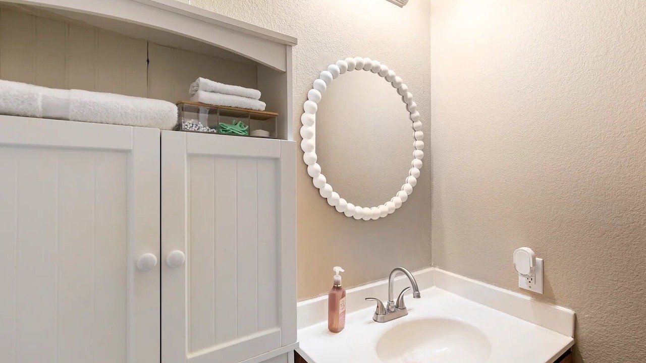 Photo of Bathroom in Fate
