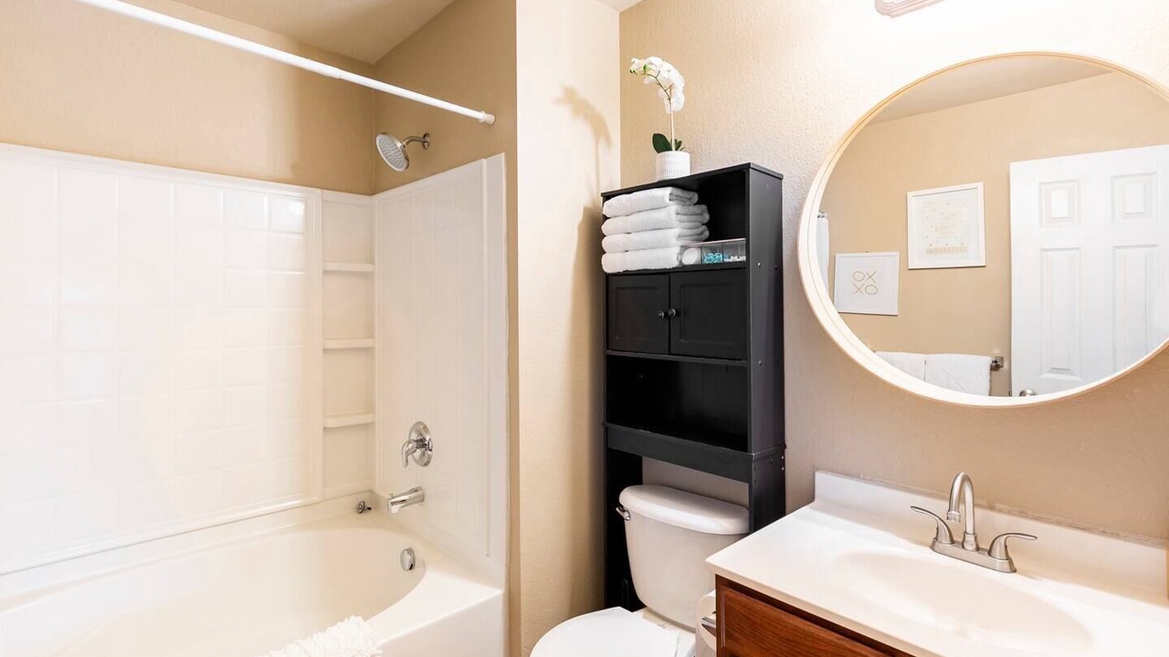 Photo of Bathroom in Fate