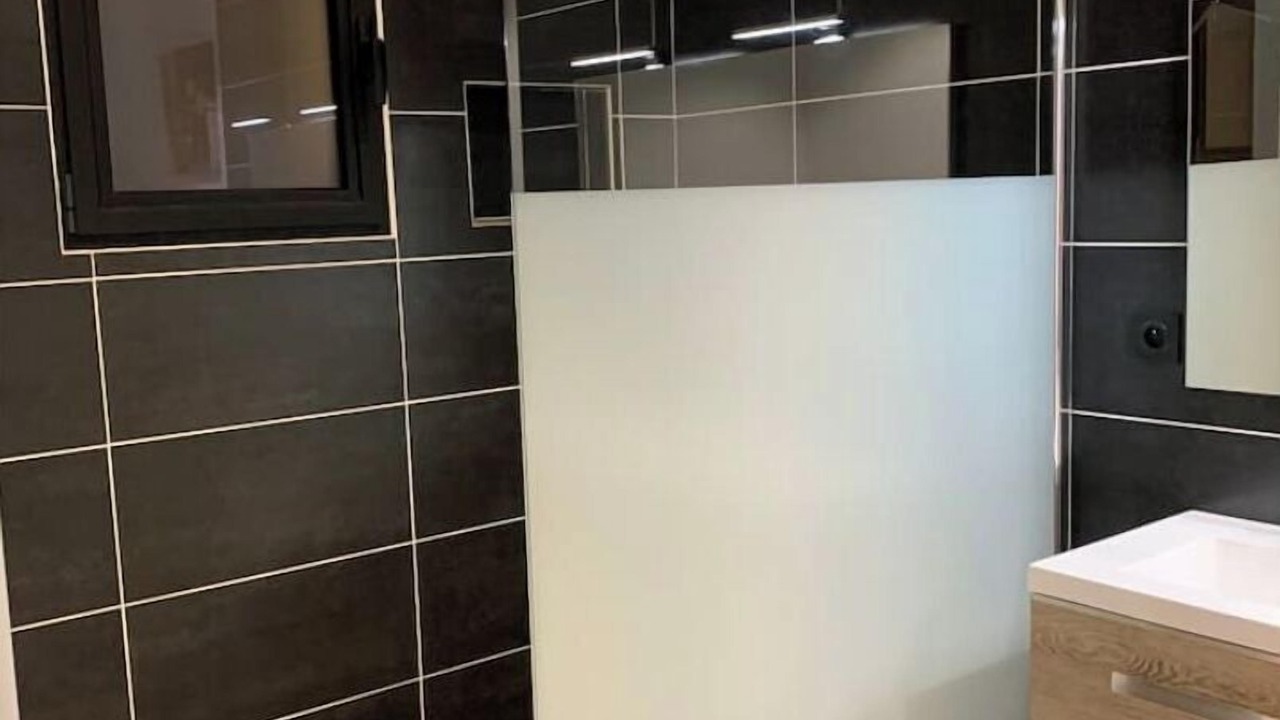 Photo of Bathroom in Le Grau-Du-Roi