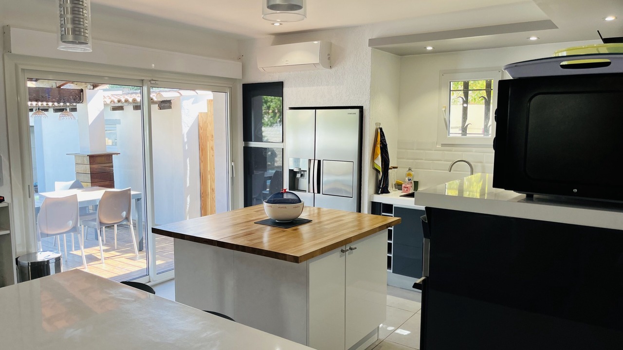 Photo of Kitchen in Le Grau-Du-Roi