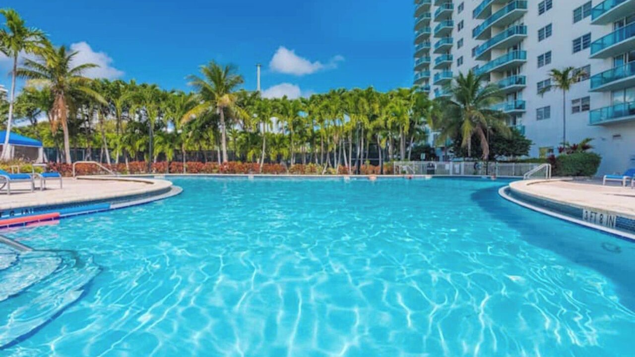 Photo of Outdoor in Golden Beach