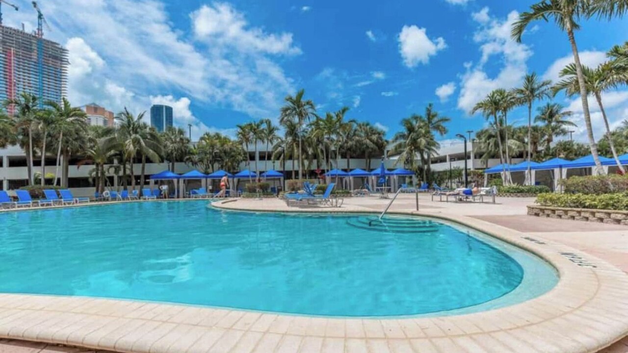 Photo of Outdoor in Golden Beach