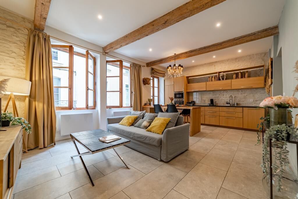 Photo of Livingroom in Nimes City Centre
