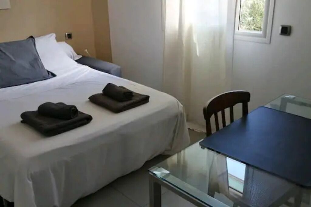 Photo of Bedroom in Pia