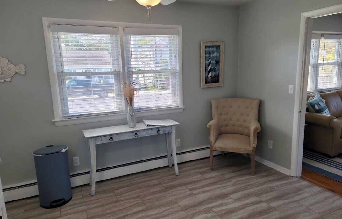 Photo of Livingroom in Northeast Virginia Beach