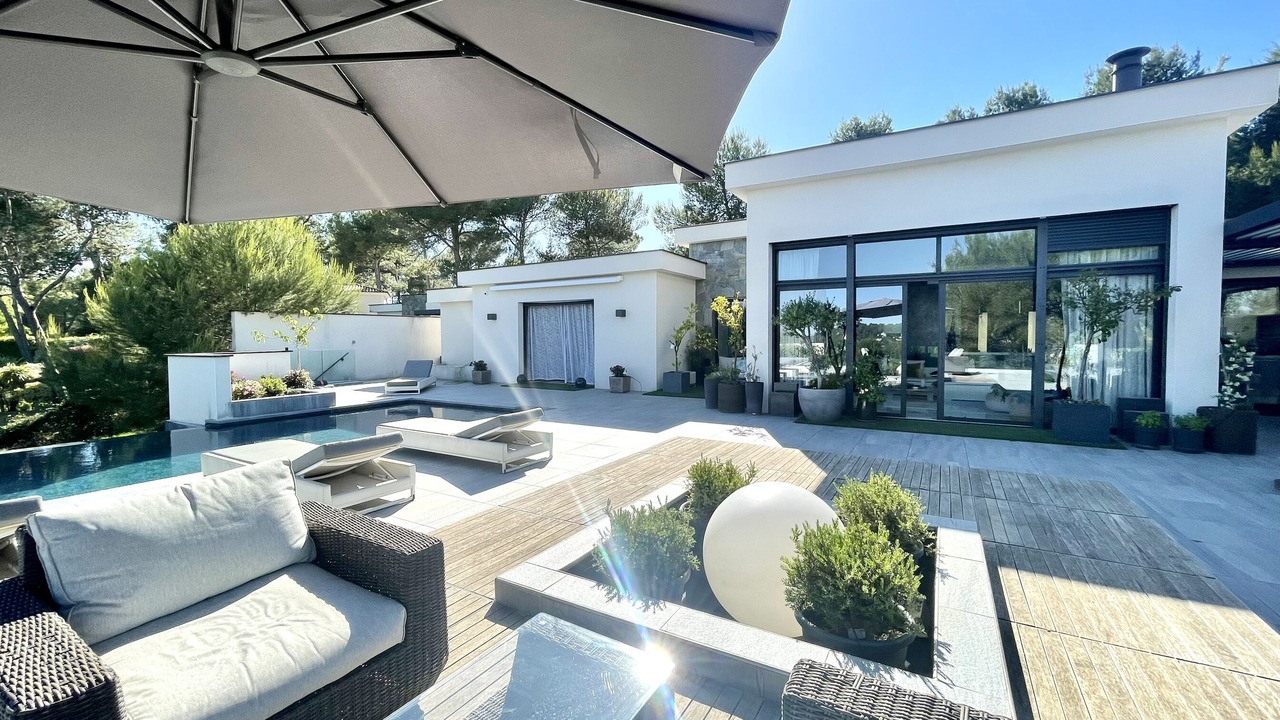 Photo of Patio Balcony in Saint-Gely-du-Fesc