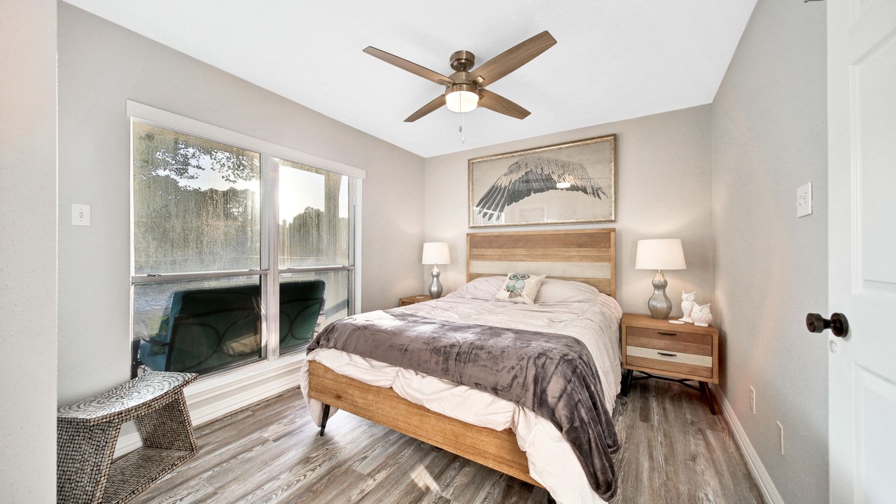 Photo of Bedroom in Seven Coves