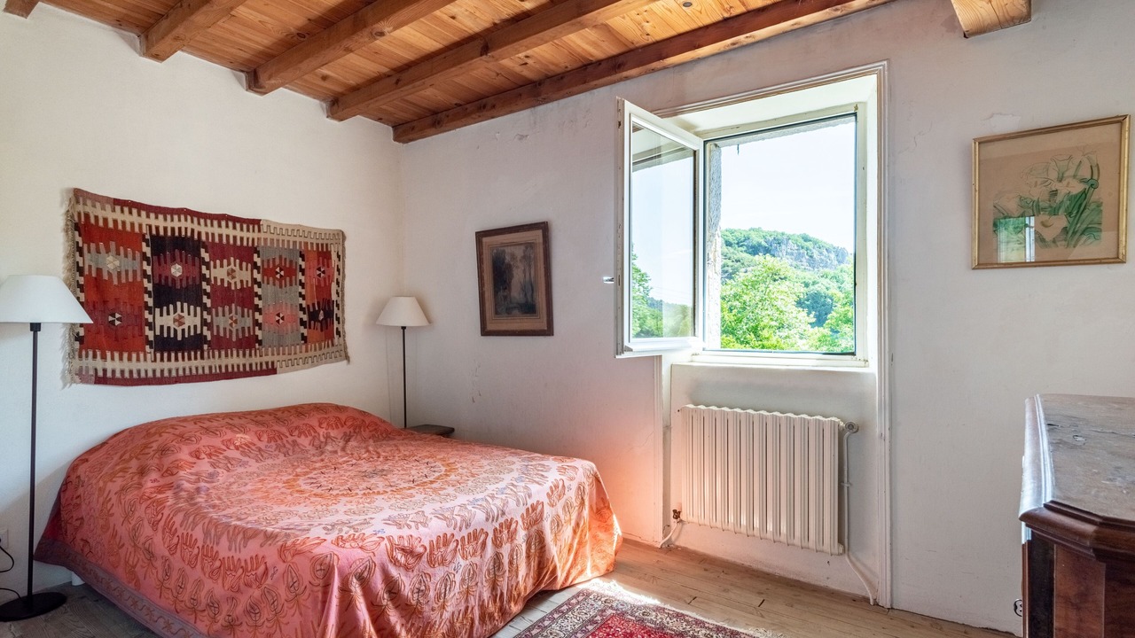 Photo of Bedroom in Joyeuse