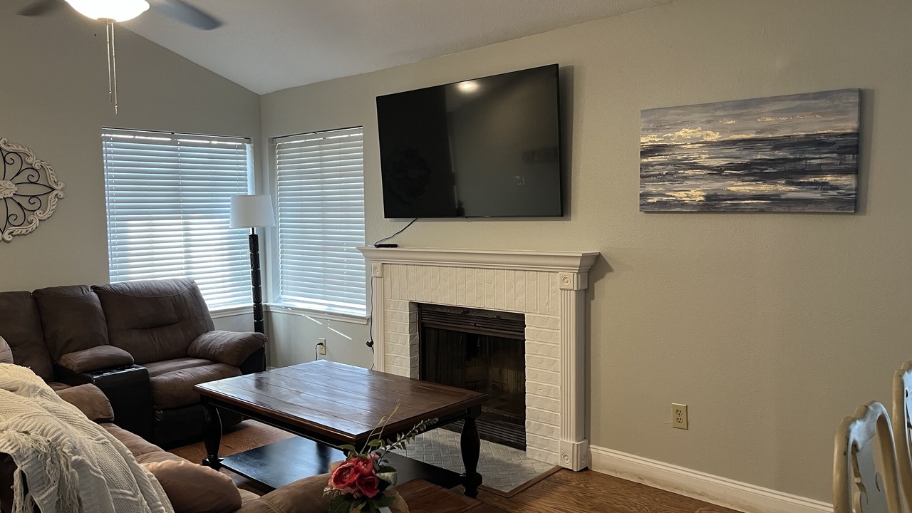 Photo of Livingroom in South Arlington