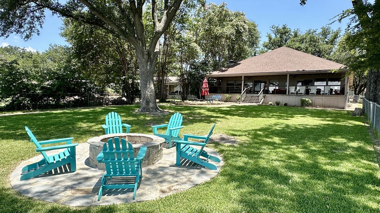 Photo of Outdoor in Gun Barrel City