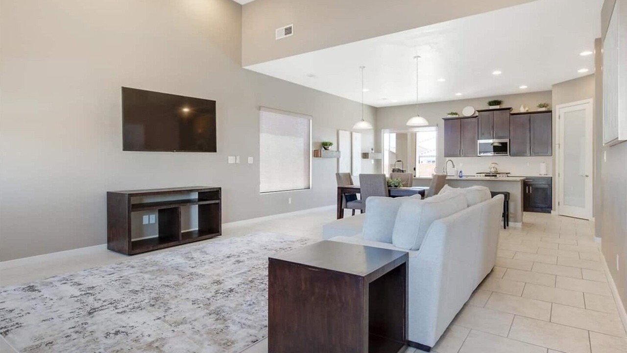 Photo of Bedroom in Westside