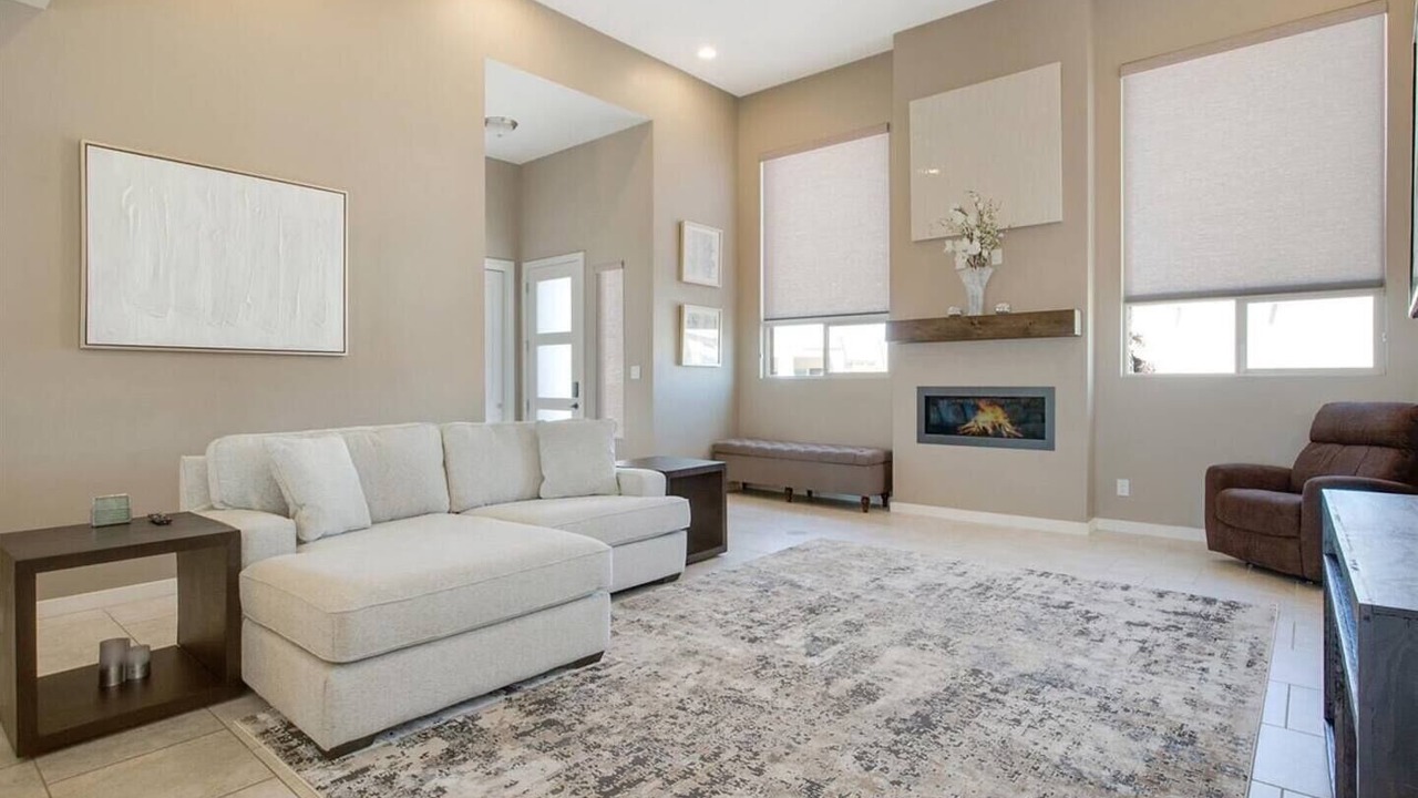 Photo of Livingroom in Westside