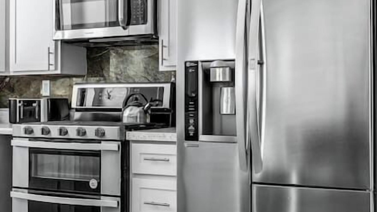 Photo of Kitchen in Desert Park Estates