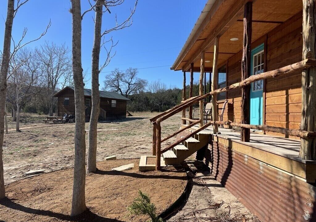 Photo of Others in Leakey