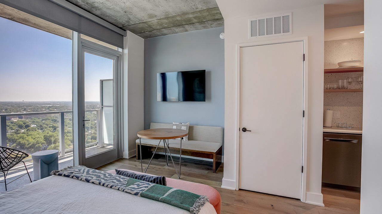 Photo of Bedroom in Rainey Street Historic District