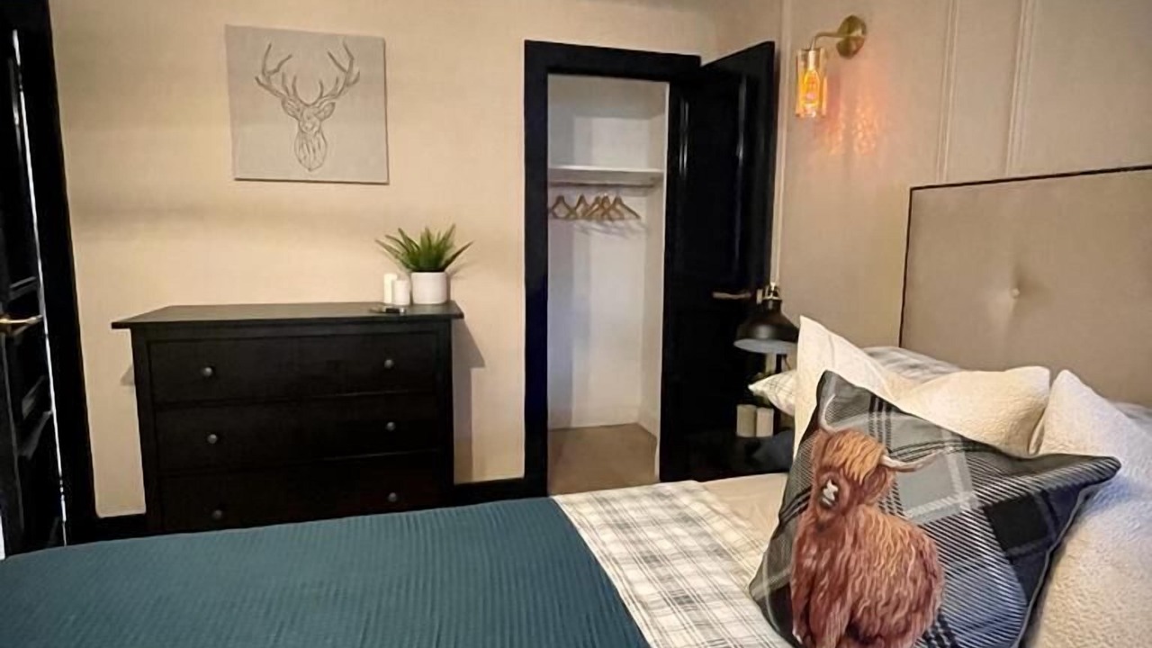 Photo of Bedroom in Inveraray