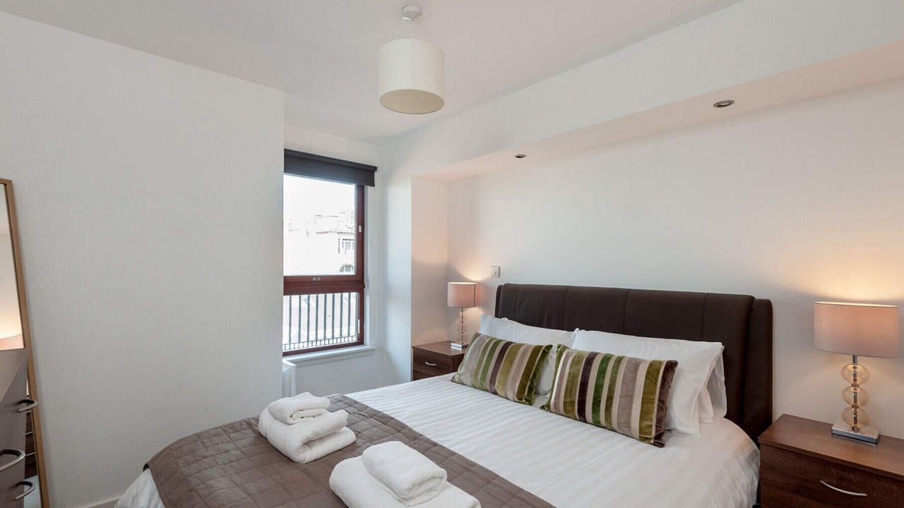 Photo of Bedroom in City Centre Glasgow