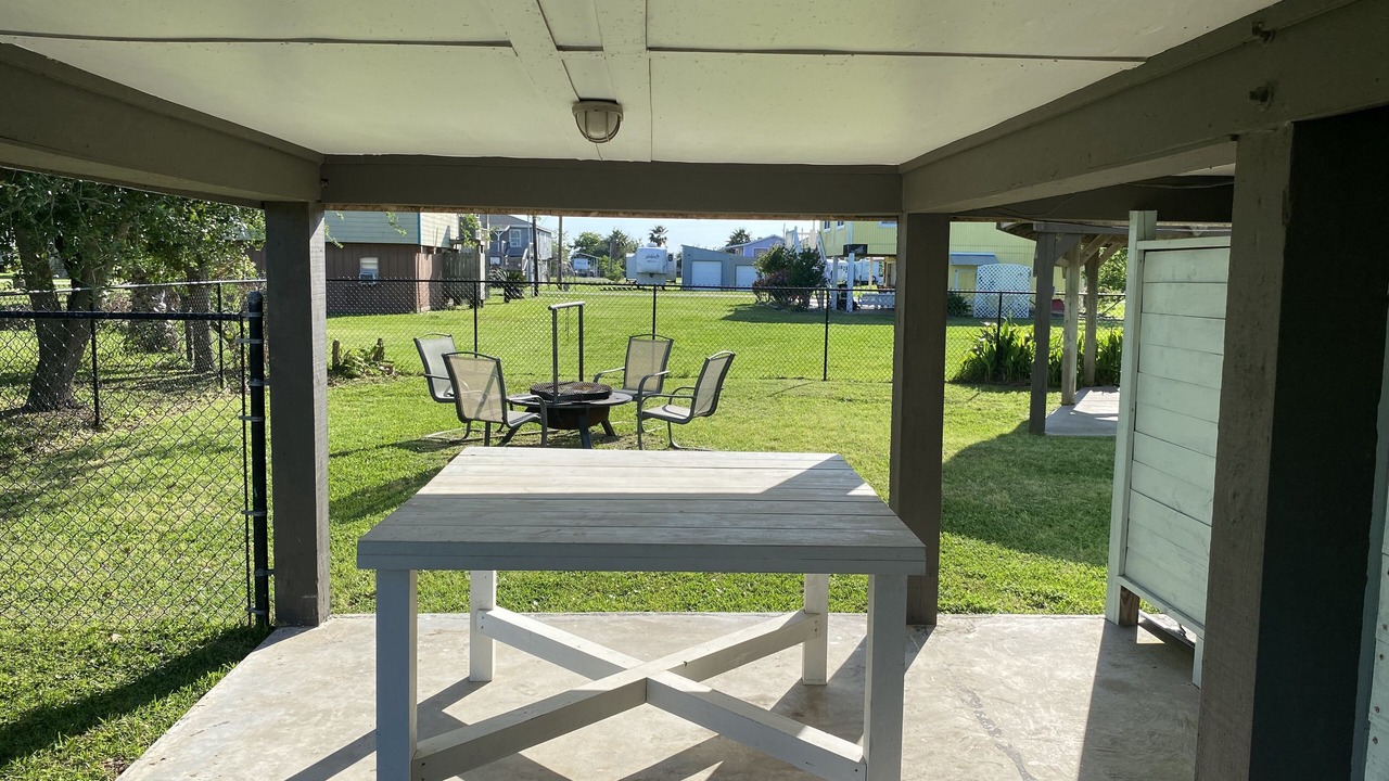 Photo of Outdoor in Crystal Beach