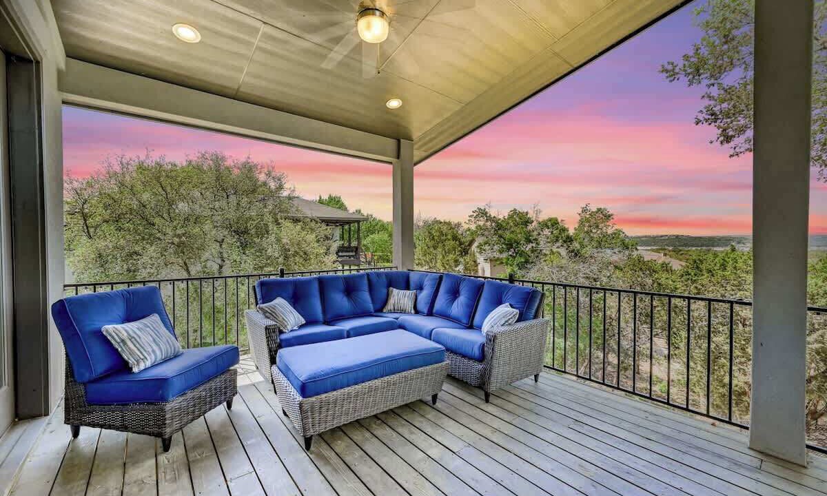 Photo of Patio Balcony in Point Venture