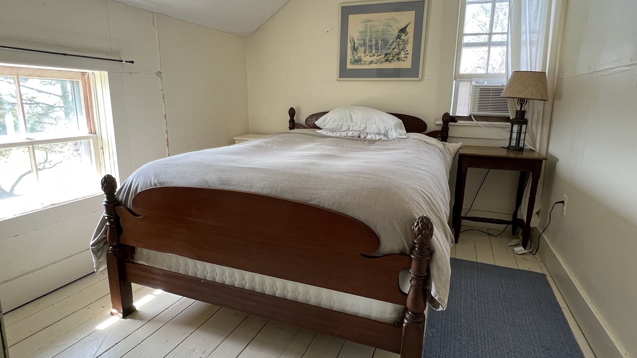 Photo of Bedroom in Little Compton