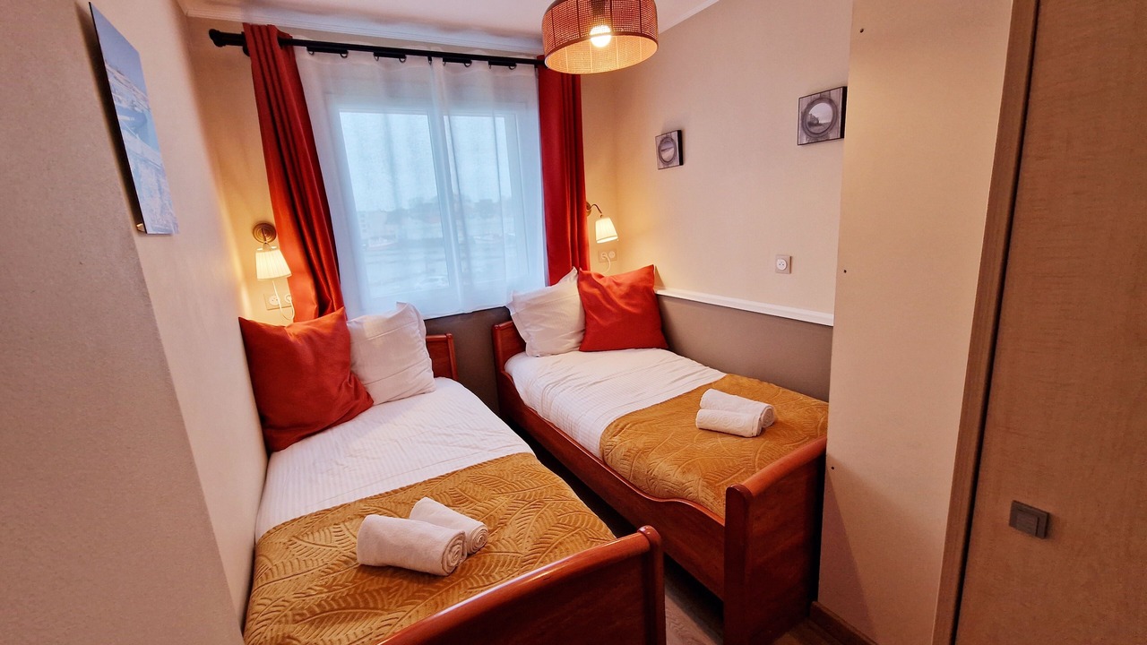 Photo of Bedroom in Grandcamp-Maisy