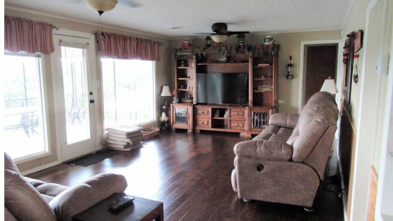 Photo of Livingroom in Eagle Rock