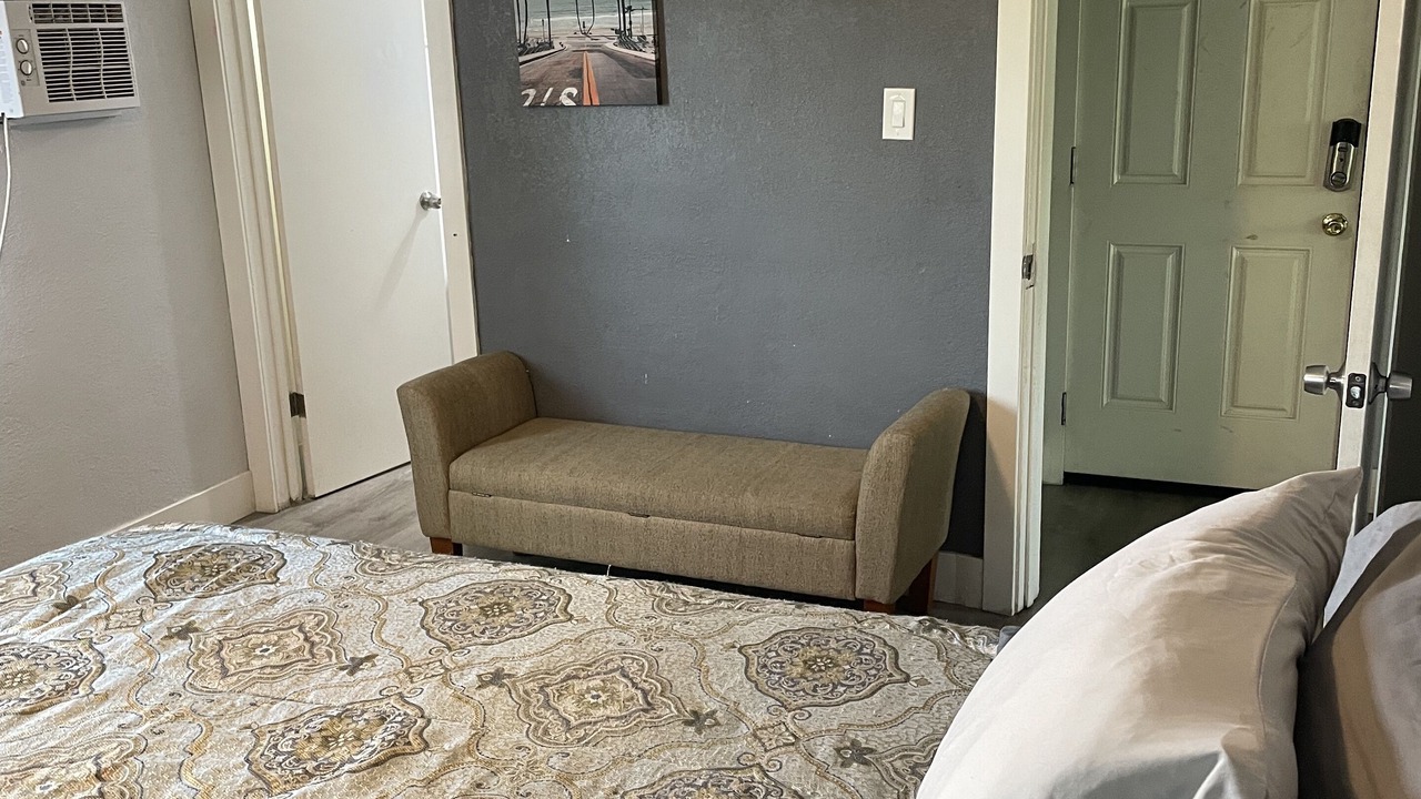 Photo of Bedroom in North Oak Park