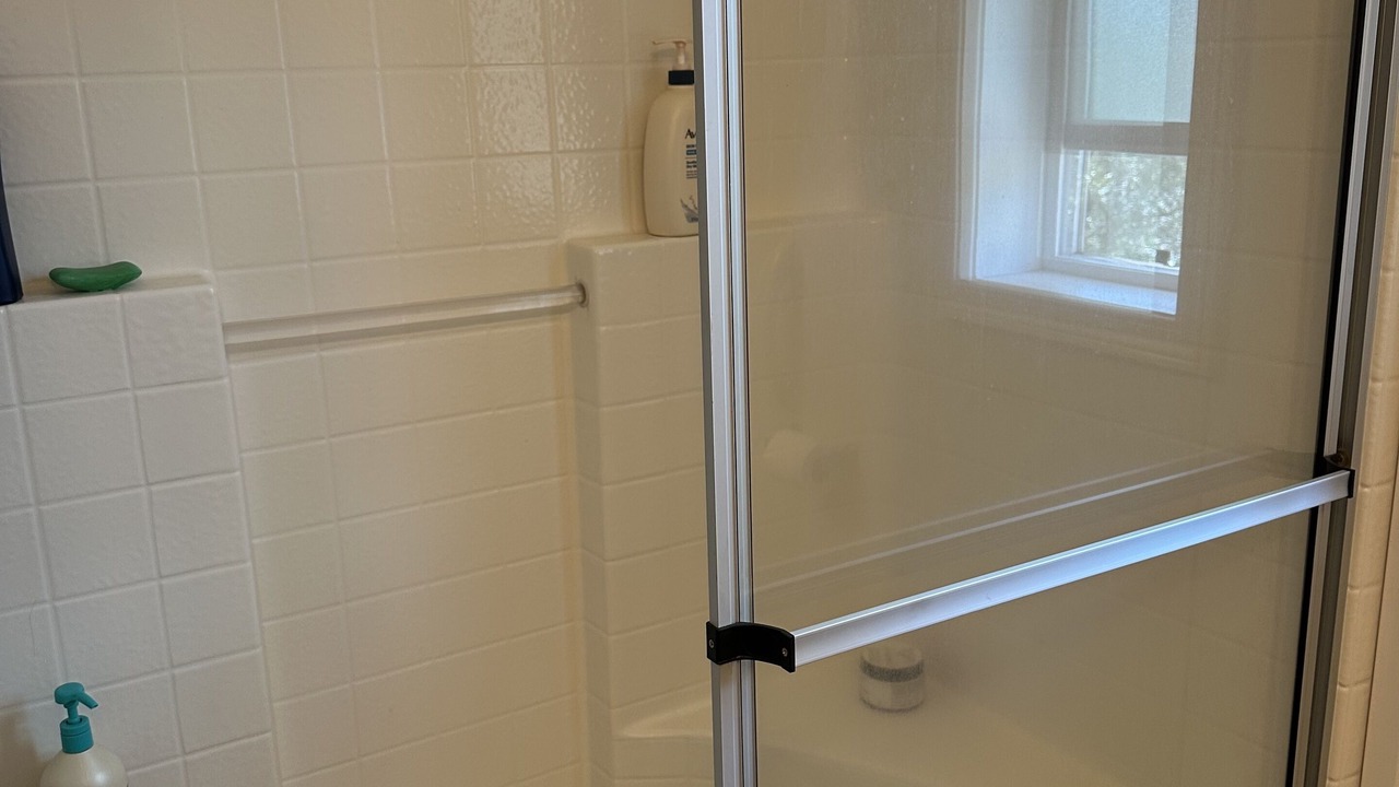 Photo of Bathroom in Cascadia