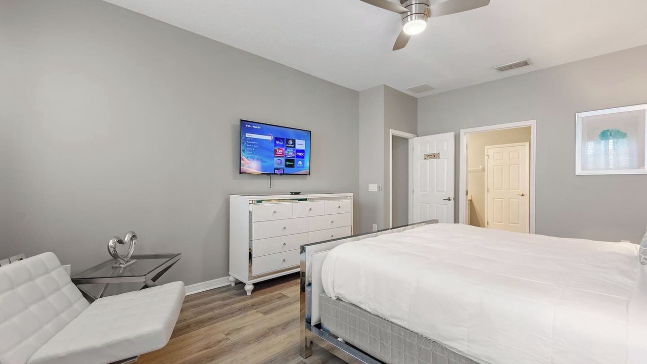 Photo of Bedroom in Loughman