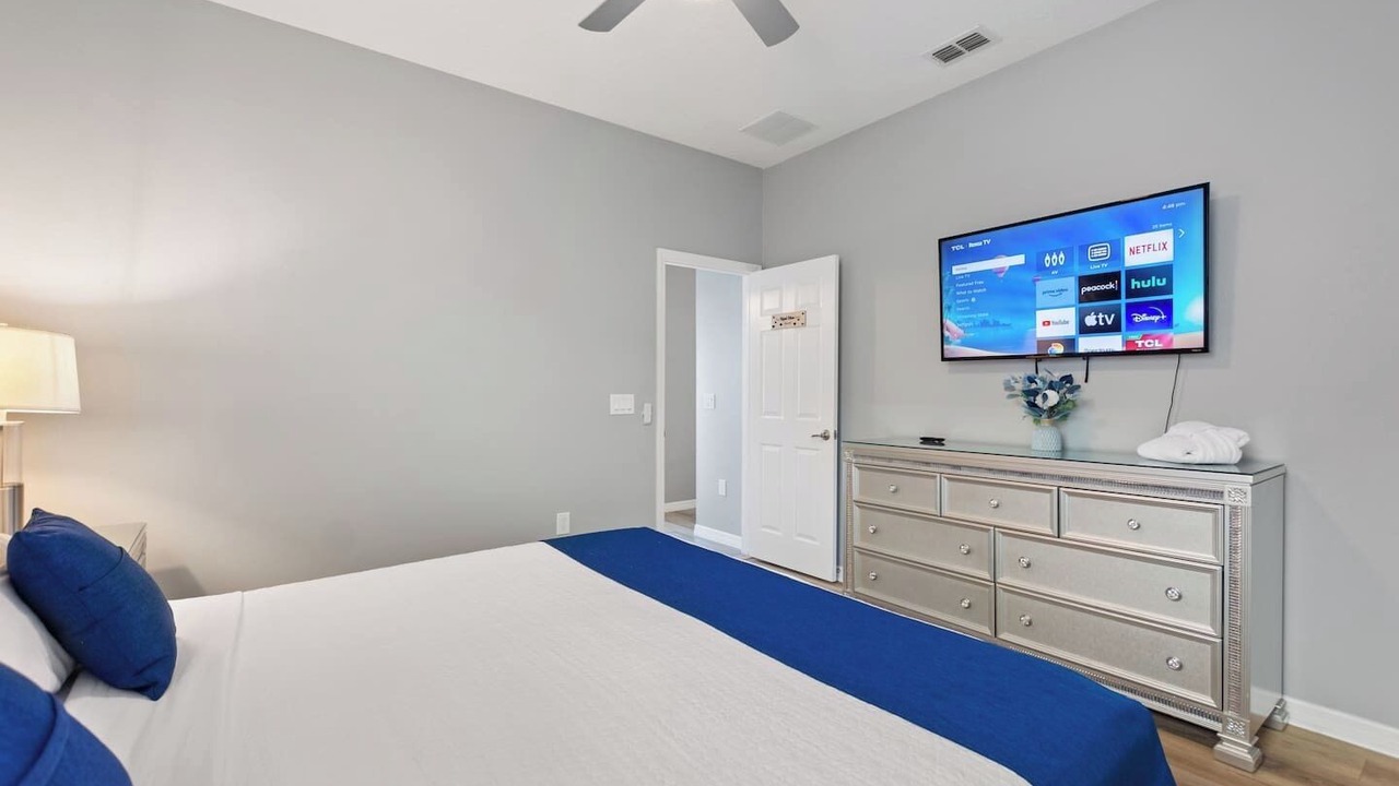Photo of Bedroom in Loughman