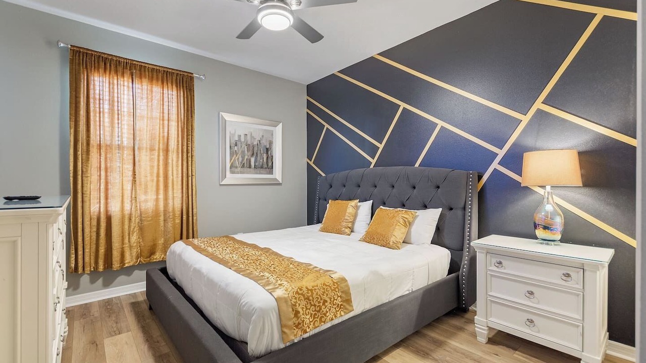 Photo of Bedroom in Loughman