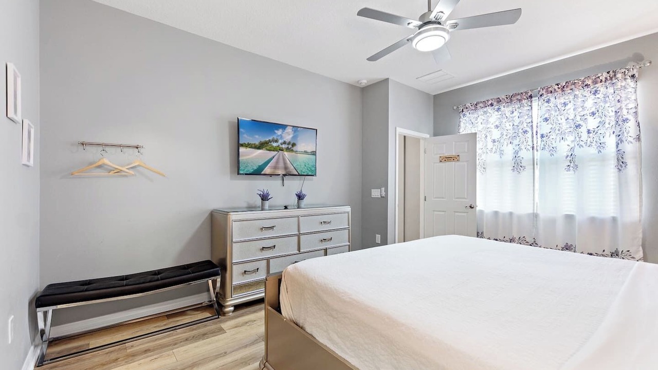 Photo of Bedroom in Loughman